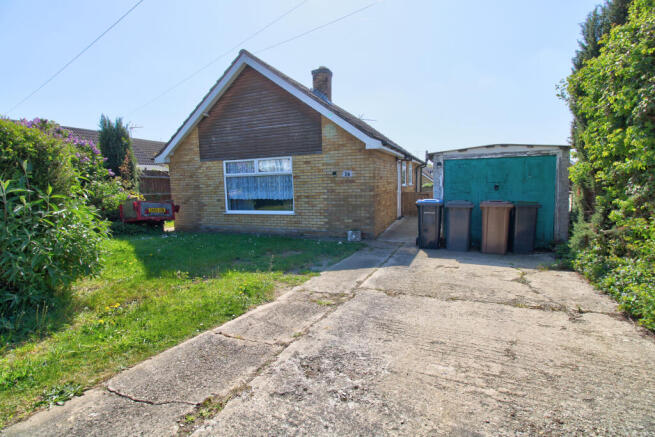 3 bed property, in Phillipps Road, £275,000