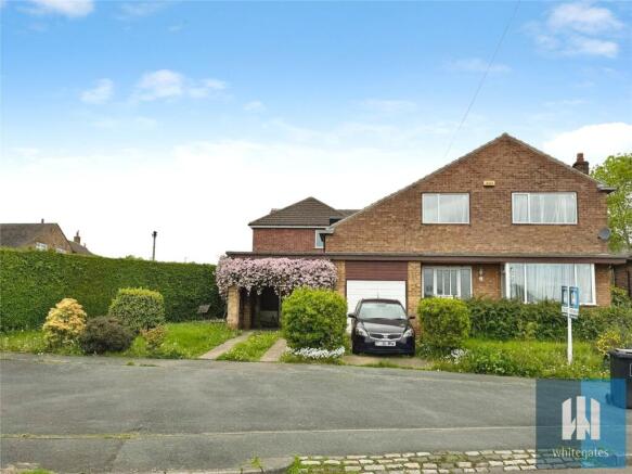 4 bed property, in Far View Bank, £300,000