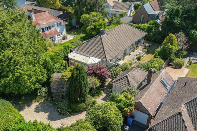 3 bed property, in Canford Crescent, £1,225,000