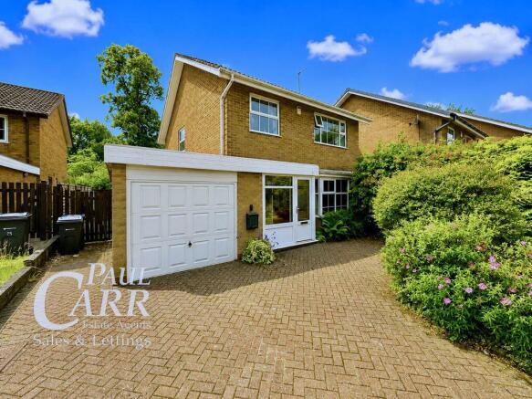 3 bed property, in Rockingham Gardens, £500,000
