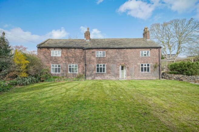 6 bed property, in Moorside Road, £850,000