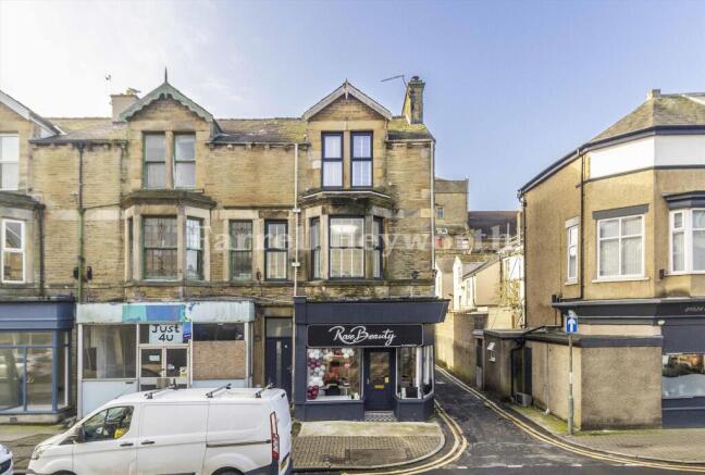 4 bed property, in Albert Road, £135,000