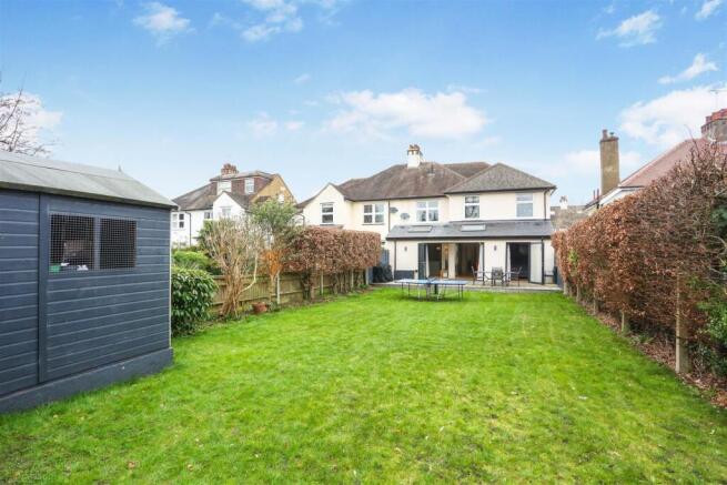 5 bed property, in Devon Road, £1,100,000