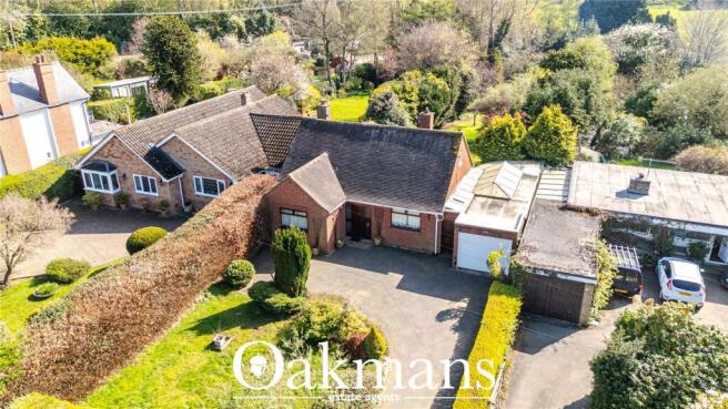 3 bed property, in Alcester Road, £550,000