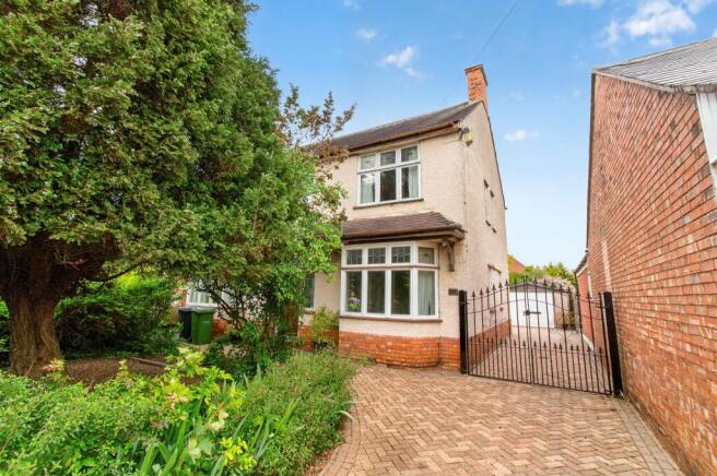 11 bed property, in Fulbridge Road, £315,000