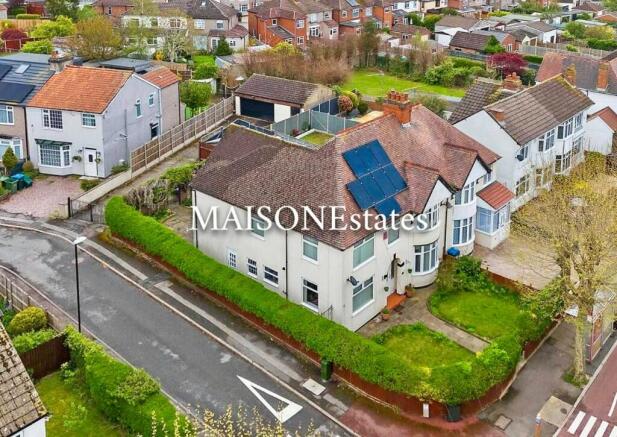 6 bed property, in Barkers Butts Lane, £475,000