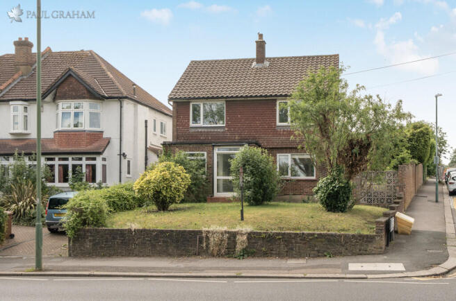 4 bed property, in Stanley Park Road, £750,000