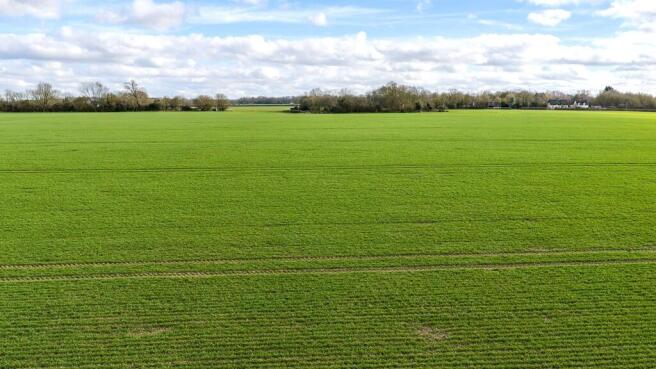 Land, in Land Nr Kirtling and Ashley, £3,725,000