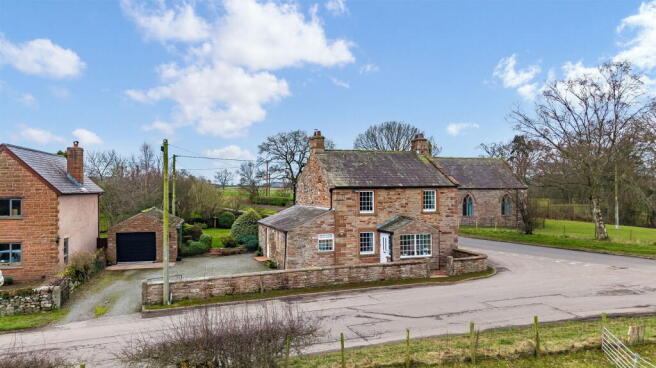 3 bed property, in Noble House, £395,000