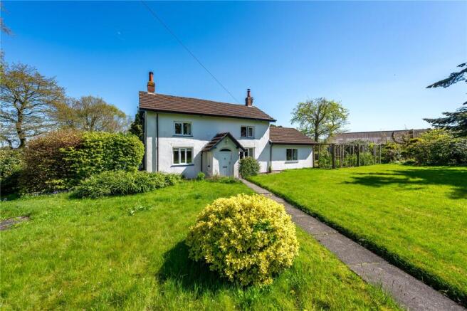 2 bed property, in Fox Lane Ends, £500,000