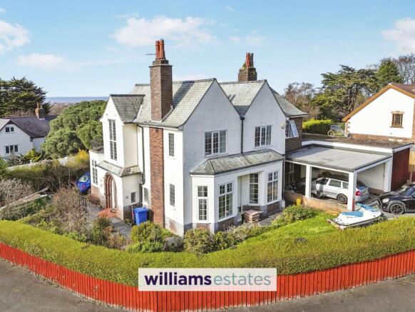 5 bed property, in Bryntirion Avenue, £400,000