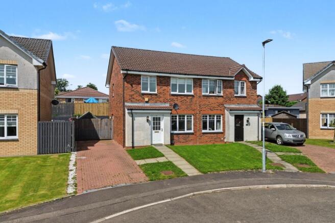 3 bed property, in Ardmore Crescent, £197,500