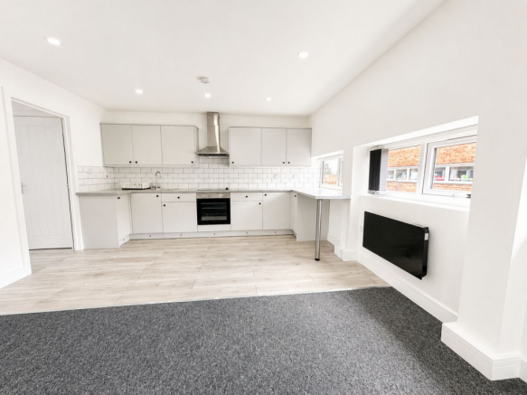 1 bed property, in Investment Flat -13.6% Rental Yield, £74,999
