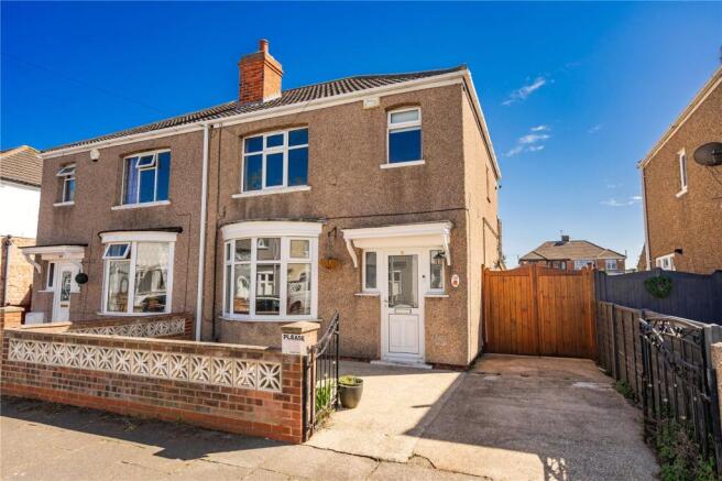 3 bed property, in Miller Avenue, £139,950