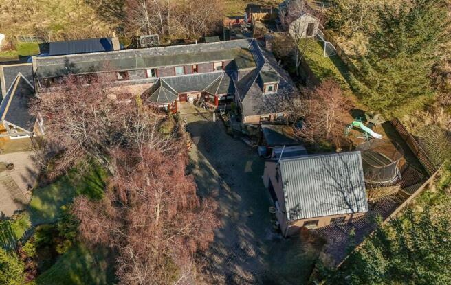 5 bed property, in An Laroch, £299,500