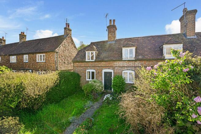 2 bed property, in The Street, £260,000