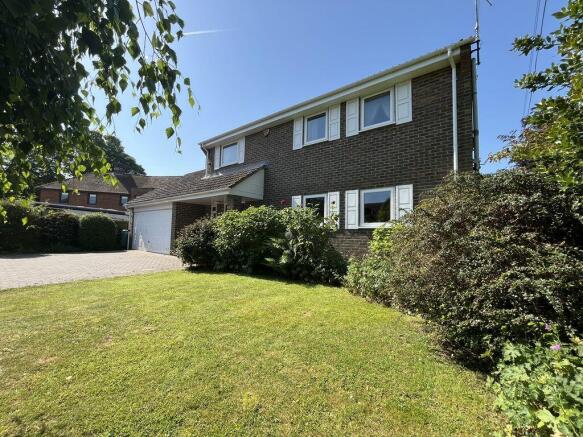 3 bed property, in Walmer, £650,000