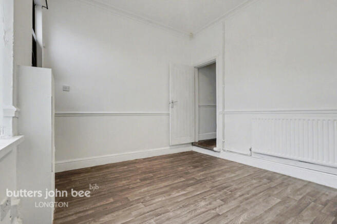 2 bed property, in Anchor Place, £95,000
