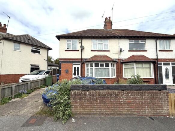 3 bed property, in Trinity Grove, £179,950