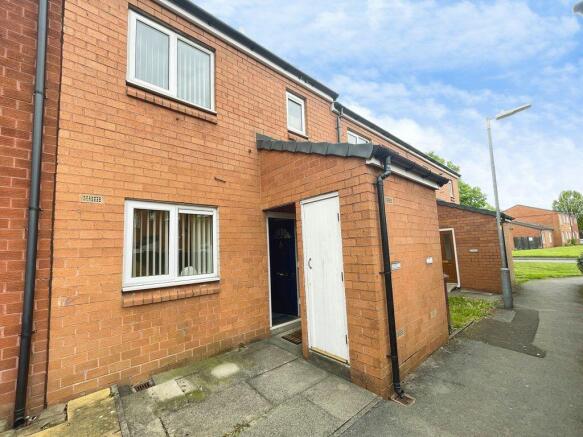 3 bed property, in 19 Metfield Place, £118,000