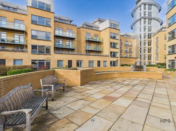 1 bed property, in The Belvedere, £315,000