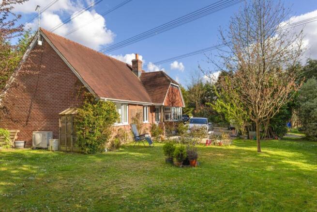 3 bed property, in Pallington Heath, £525,000