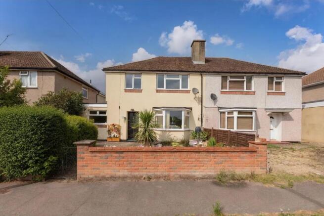 3 bed property, in Abbotts Way, £475,000