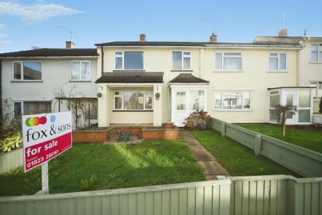 3 bed property, in Cheddon Road, £220,000