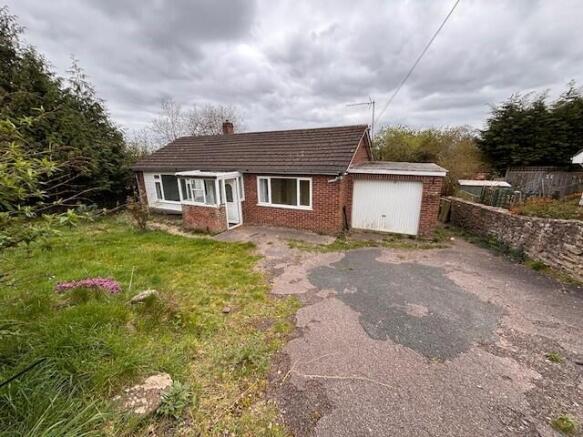 2 bed property, in Church Road, £325,000