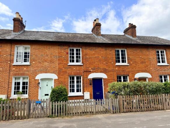 2 bed property, in Oakland Terrace, £400,000