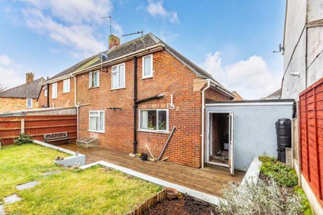 3 bed property, in Wakely Road, £335,000