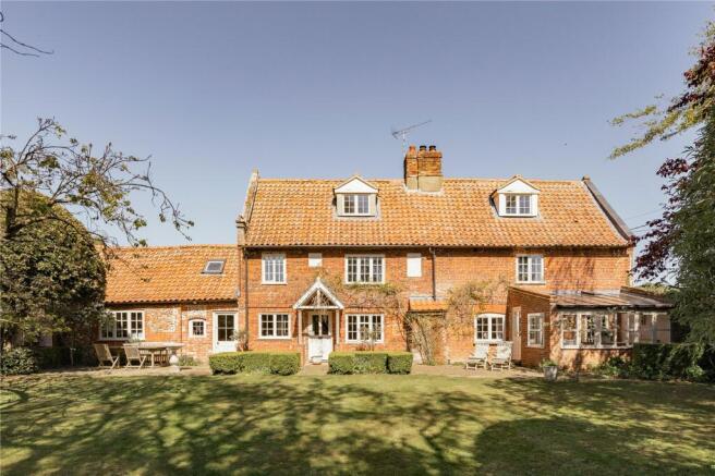 5 bed property, in The Street, £1,250,000