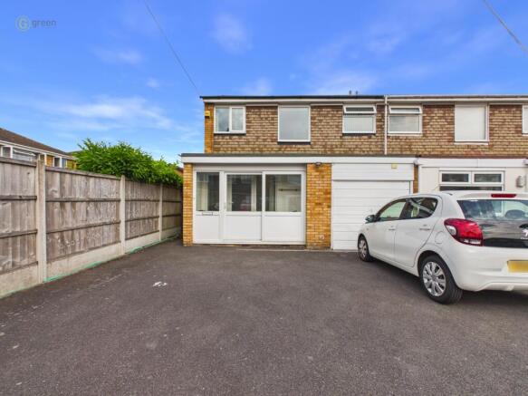 3 bed property, in Terry Drive, £370,000