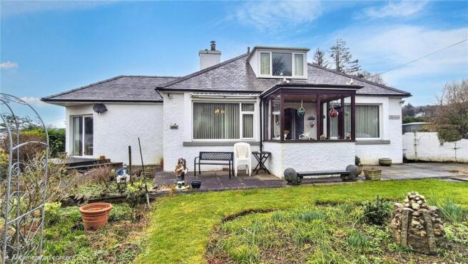 3 bed property, in Kippford, £300,000