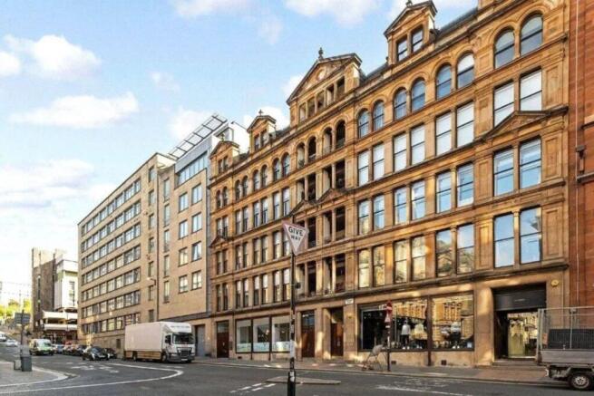 1 bed property, in 20, £72,000