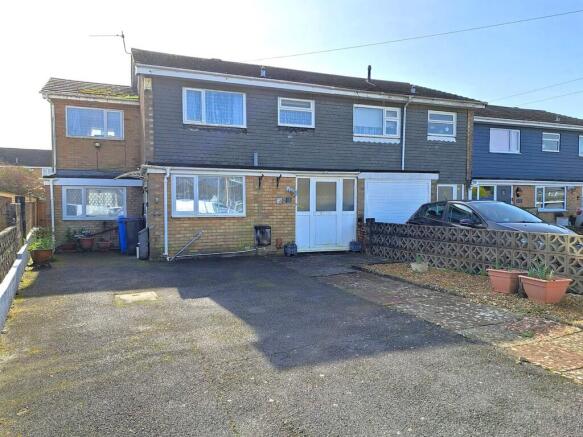 4 bed property, in Galloway Road, £320,000