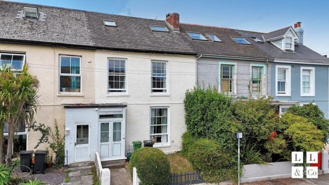 5 bed property, in Trevethan Road, £460,000