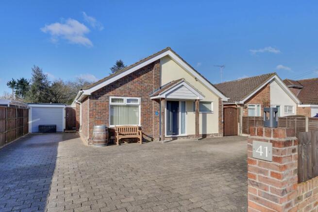 3 bed property, in Denmead, £575,000