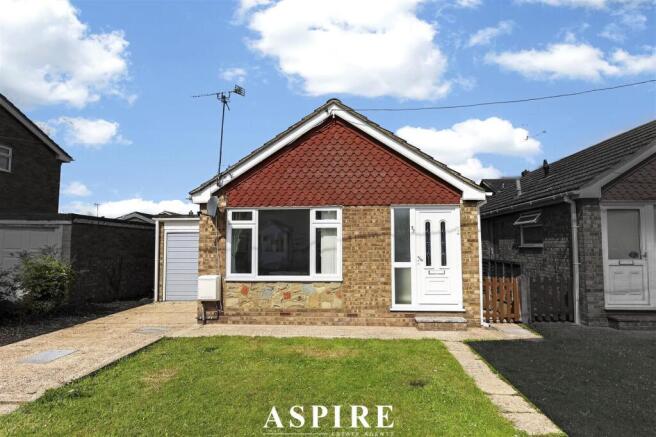 1 bed property, in **Chain Free** Bardenville Road, £260,000