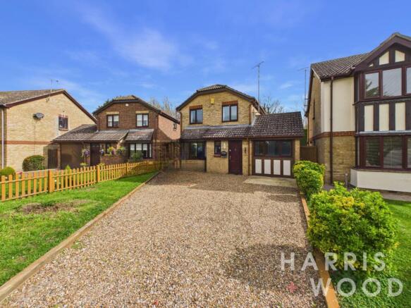 4 bed property, in Foxden, £450,000