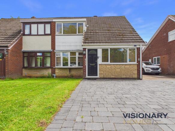 3 bed property, in Woodland Way, £265,000