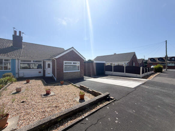 Land, in 38 Coniston Avenue, £149,950
