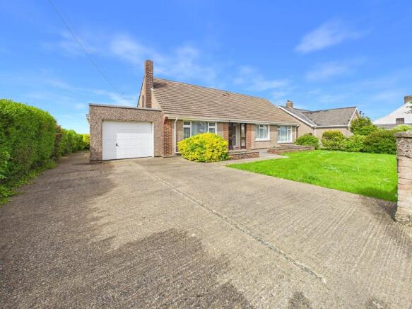 4 bed property, in Haven Road, £395,000