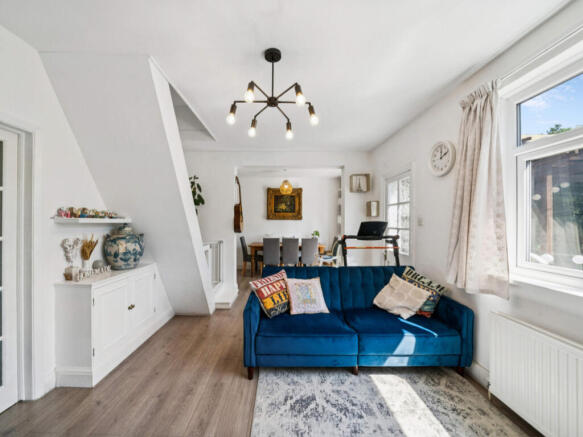 3 bed property, in Allenby Road, £550,000