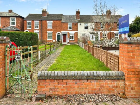 3 bed property, in Flag Meadow Walk, £240,000