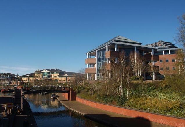 2 bed property, in Waterfront West, £130,000