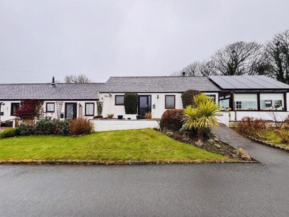 2 bed property, in Tan Y Graig Cottages, £130,000