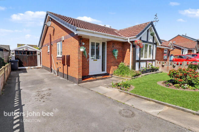 2 bed property, in Bowfell Grove, £180,000