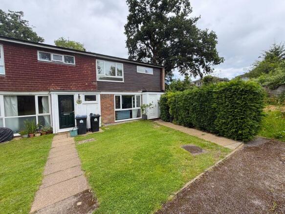 3 bed property, in Dover Court, £379,950