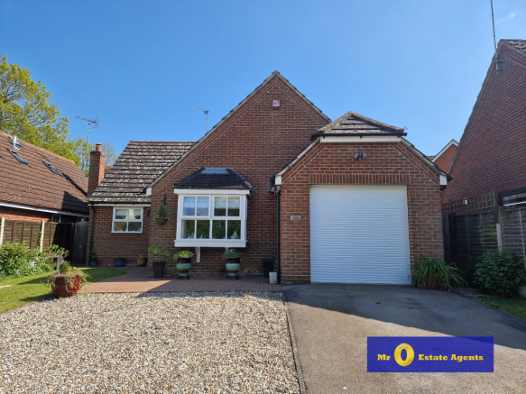 3 bed property, in Elwin Road, £485,000